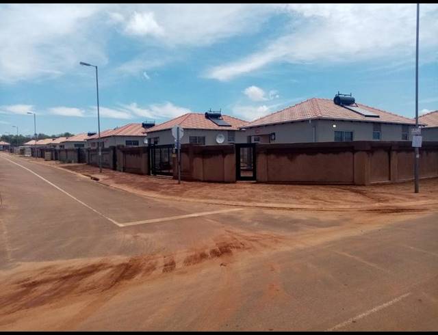 3 BEDROOM HOUSE FOR SALE IN KYA SANDS